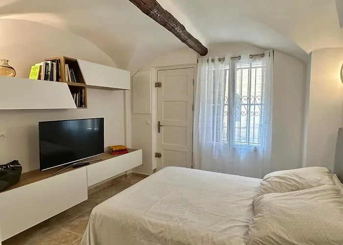 Riviera *